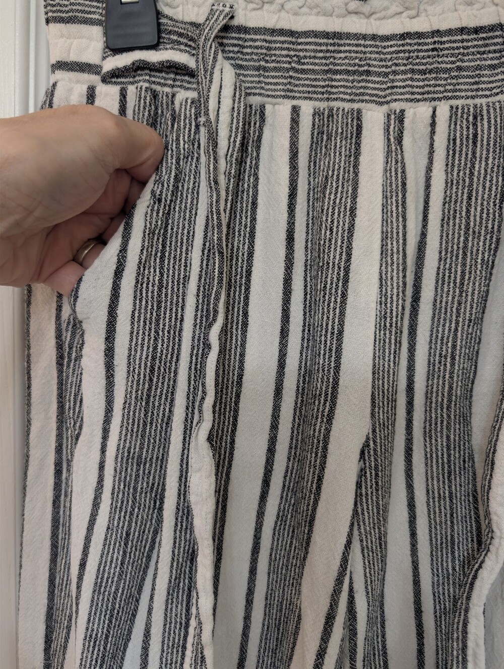 Rewind Striped Linen Blend Wide-Leg Paper Bag Pants - Black & White - Picture 7 of 14